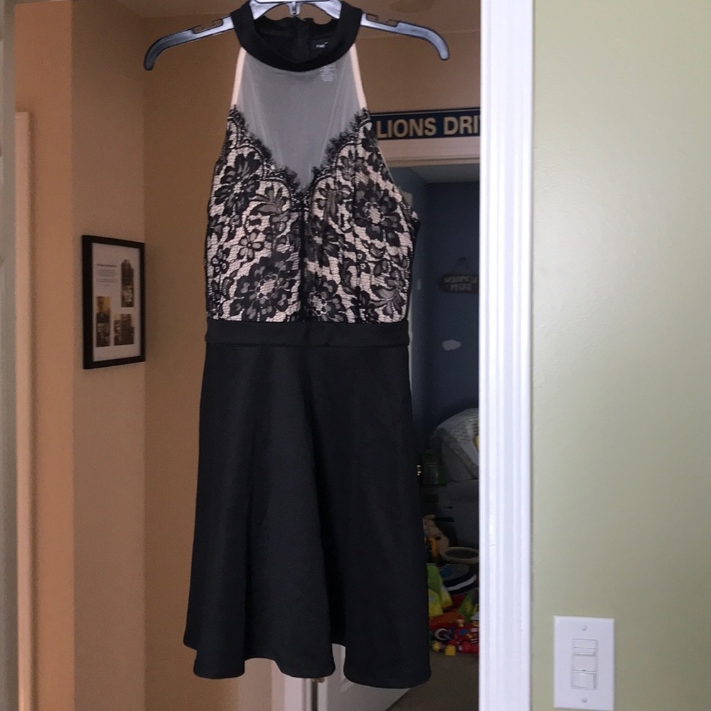 Gorgeous like new, large Black and Tan dress